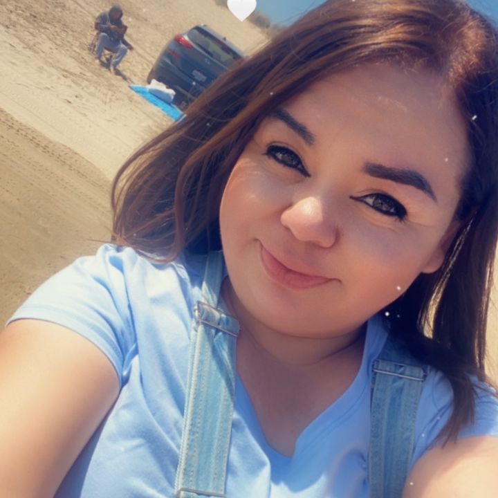 Profile Picture of Amanda Calderon (@@amandacalderon22) on Tiktok