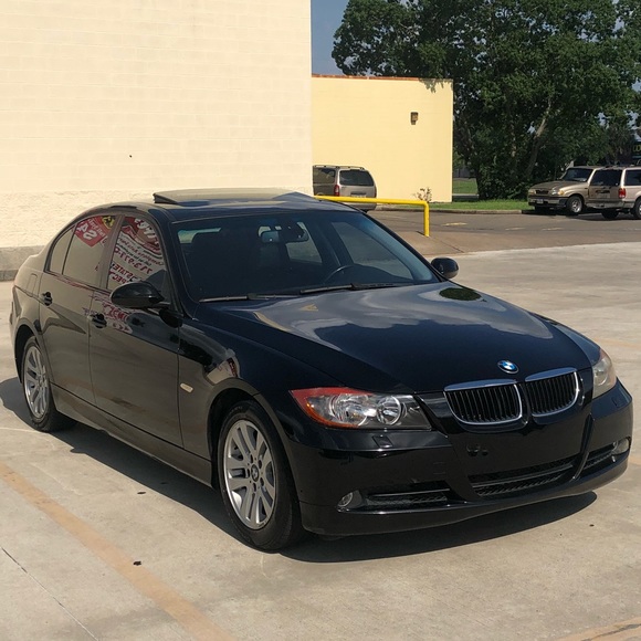 Profile Picture of Mike Bibby (@mike_tha_87) on Poshmark