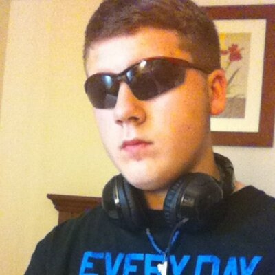 Profile Picture of Brandon Giles (@brandongiles23) on Twitter