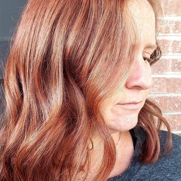 Profile Picture of Katie Linehan (@ktlilred) on Poshmark
