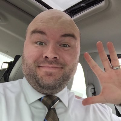 Profile Picture of Dan Alman (@Lunendan) on Twitter