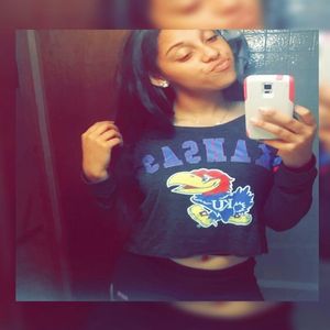 Profile Picture of Haley Beard (@lightskinnn15) on Myspace