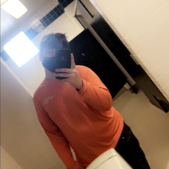 Profile Picture of Alex Schubert (@aschubert2901) on Poshmark