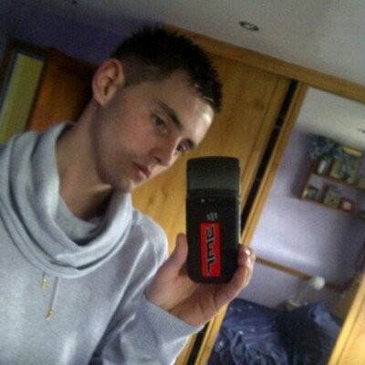 Profile Picture of Luke Rowland (@lukerowland92) on Twitter