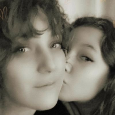 Profile Picture of Fabienne Gloppe (@FabienneGloppe) on Twitter