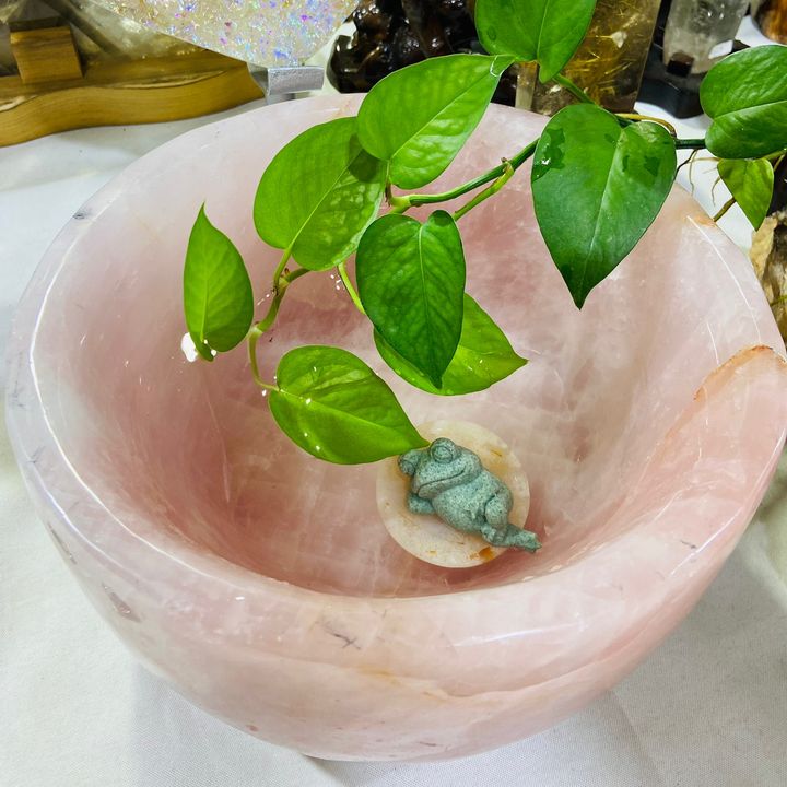 Profile Picture of Spiritual Crystal (@wlcrystalviva) on Tiktok