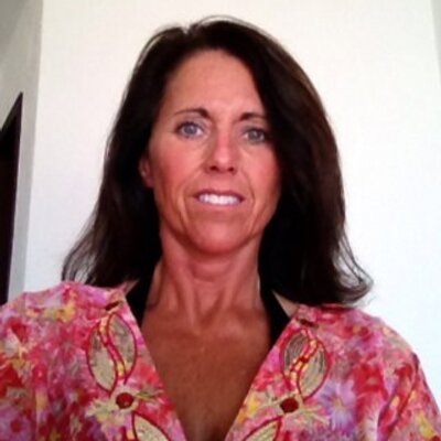 Profile Picture of Ellen Hensley (@hensley_ever) on Twitter