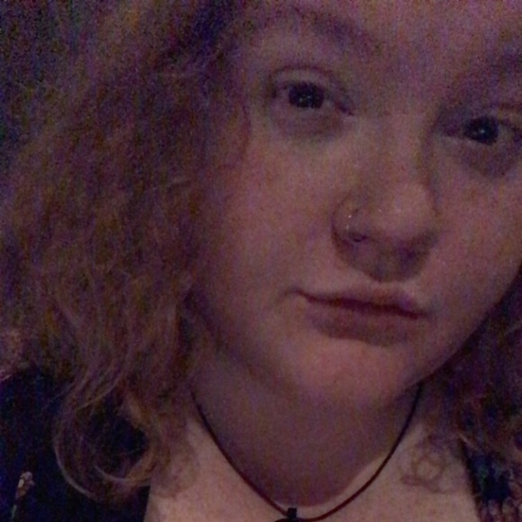 Profile Picture of Nichole Sierputowski (@ashbypants) on Poshmark