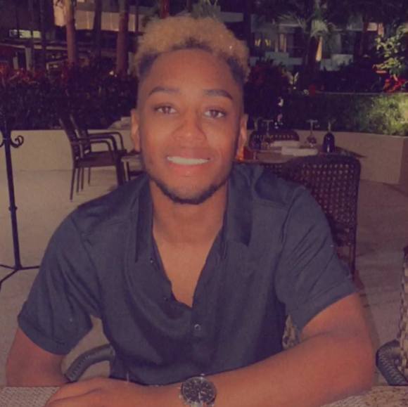 Profile Picture of Corey Lindsey (@corey5263) on Poshmark