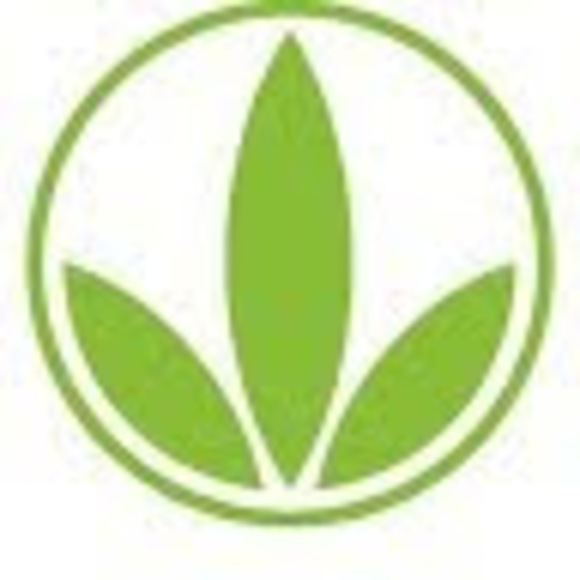 Profile Picture of Arturo Tovar (@fitmeyes) on Poshmark