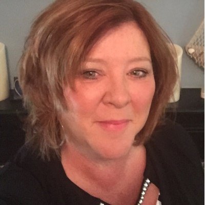 Profile Picture of Debra Chew (@Longing4Beach) on Twitter