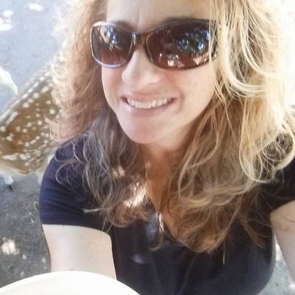 Profile Picture of Linda Matejko (@lindamatejko) on Poshmark