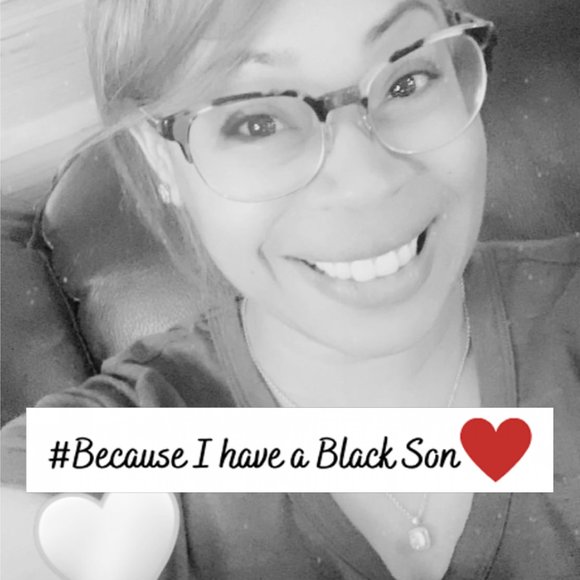 Profile Picture of Tracy Manning (@tracytmanning) on Poshmark