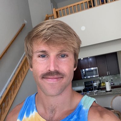 Profile Picture of Chris Sievers (@siev17) on Twitter