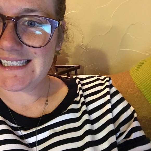 Profile Picture of Shelby Nichter (@sdnichter) on Poshmark