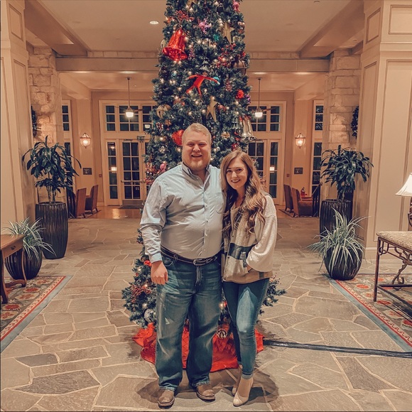 Profile Picture of Amanda Rexer (@amandarexer) on Poshmark