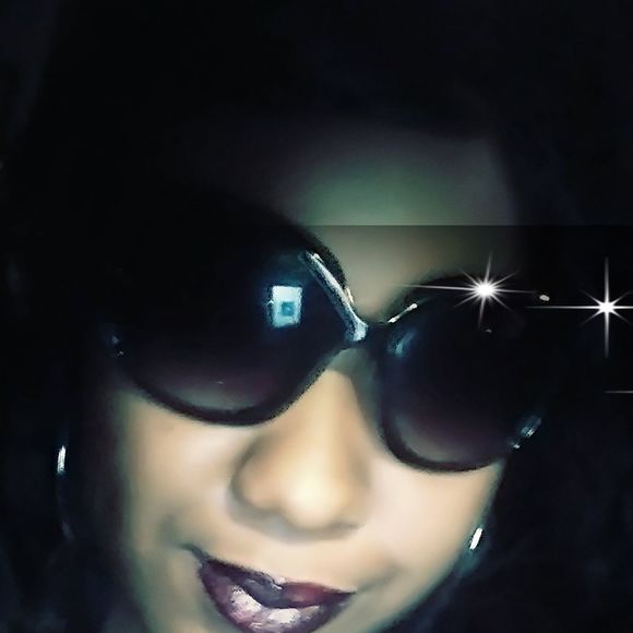 Profile Picture of Alphia Thibodeaux (@alphia427) on Poshmark