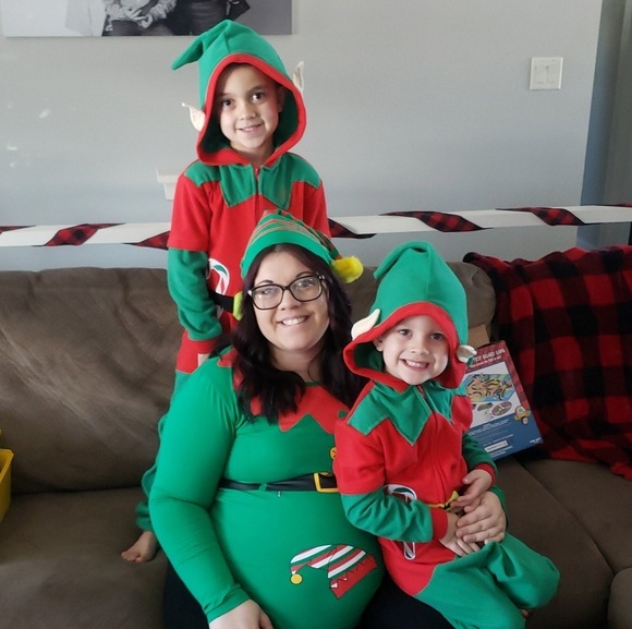 Profile Picture of Ashley Vaske (@norlanda23) on Poshmark