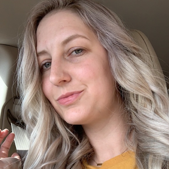 Profile Picture of Jordan Bennett (@jh892296) on Poshmark