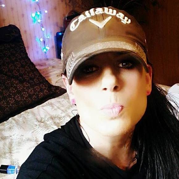 Profile Picture of Kristine Clyne (@rezratkristine) on Poshmark