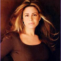 Profile Picture of Amy Ashton (@CrownLikeHoney) on Twitter