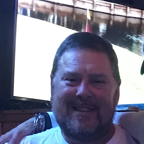 Profile Picture of Gary Ciabotti (@gacker88) on Poshmark