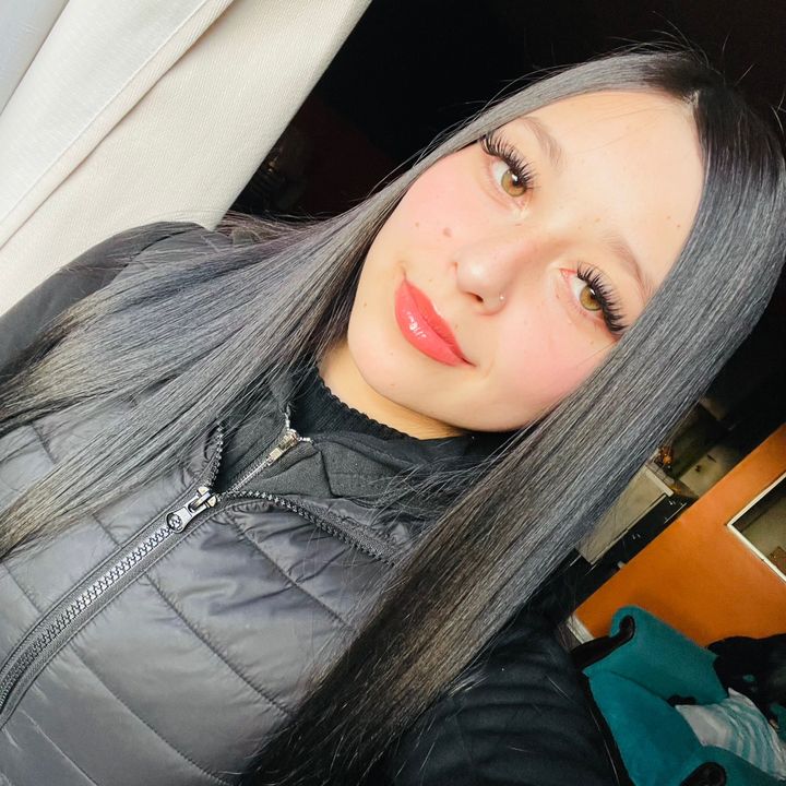 Profile Picture of denisee (@y.denisse_17) on Tiktok