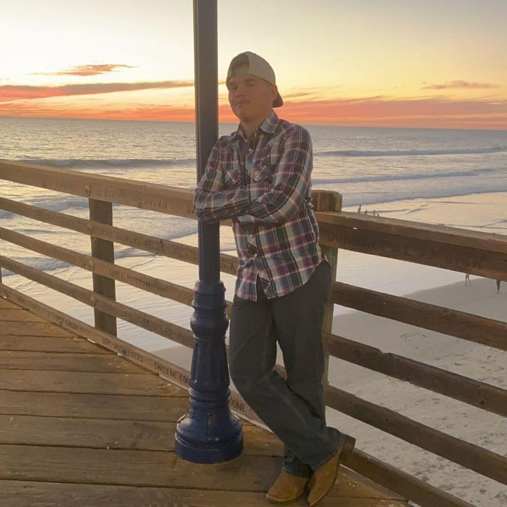 Profile Picture of Chris Pfeiffer (@@pfeiff52) on Tiktok