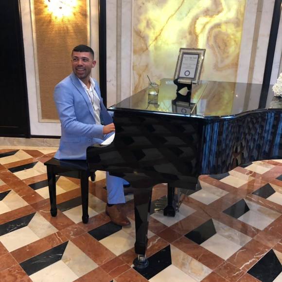 Profile Picture of Daniel Estevez (@d_estevez91) on Poshmark