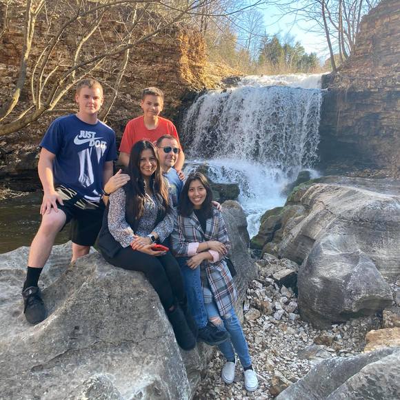 Profile Picture of Erik Hansen (@ecchansen) on Poshmark