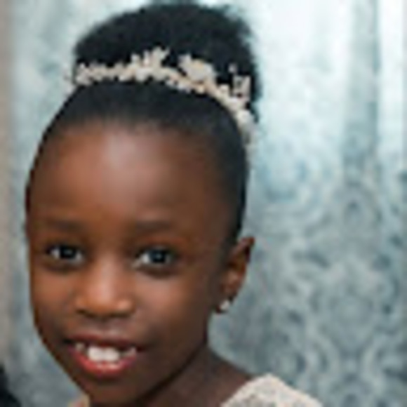 Profile Picture of Grace Njeru (@gracenjeru73) on Poshmark