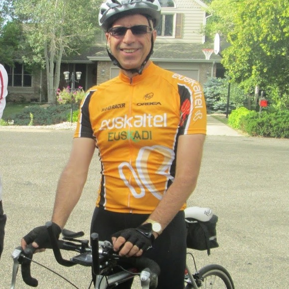 Profile Picture of Thomas Briscoe (@tbriscoe1) on Poshmark