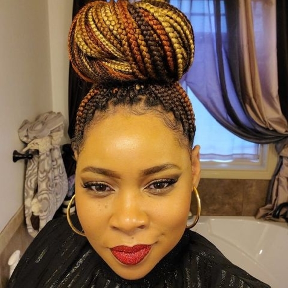 Profile Picture of Tanika Moore (@tanikamoore662) on Poshmark