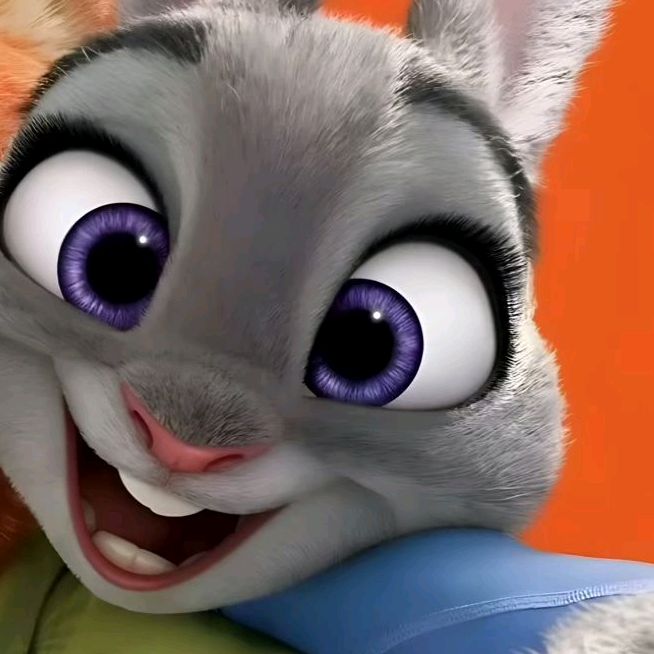 Profile Picture of ashleypillas   (@ashleypillas) on Tiktok