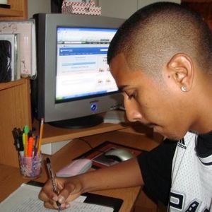 Profile Picture of Richard Esparza (@riiiichard) on Myspace