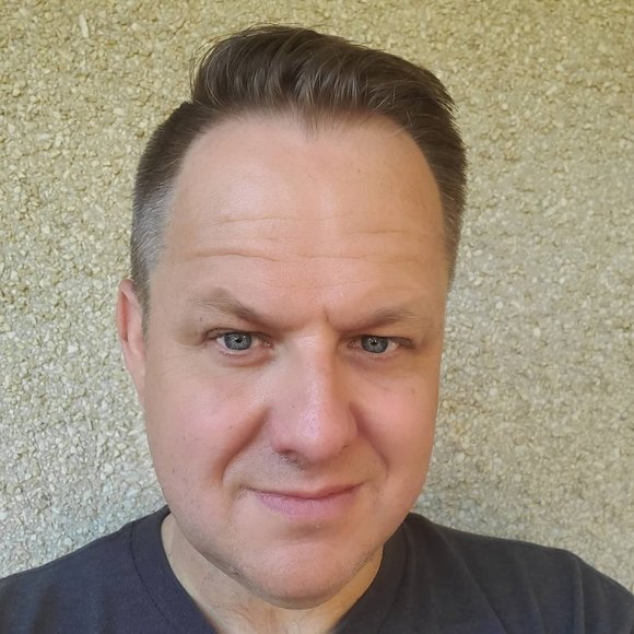 Profile Picture of Edward Pyle (@edwardpyle) on Poshmark