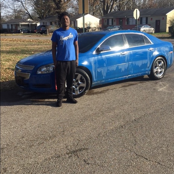 Profile Picture of Cedric Clayton (@cedricclayton37) on Poshmark