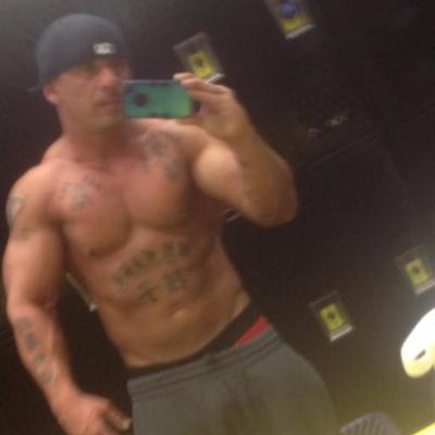 Profile Picture of NAVY MUSCLE!!!! (@ericpendell) on Twitter