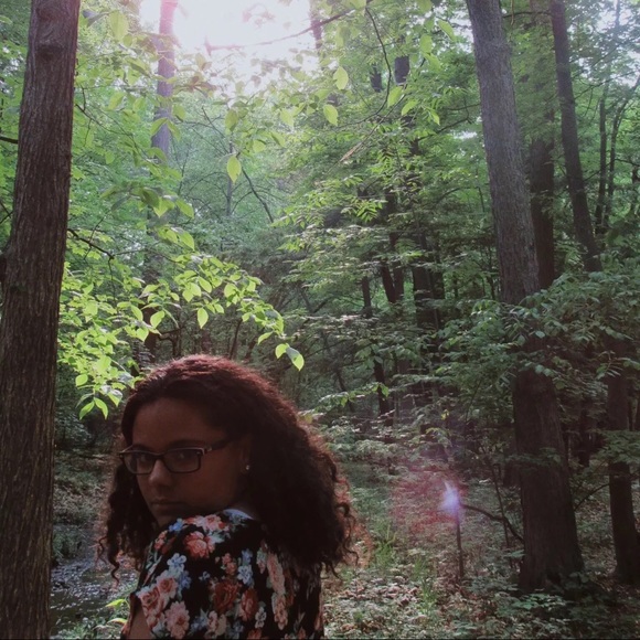 Profile Picture of Kiara Saddler (@kiarajdjdjfjf) on Poshmark