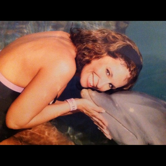 Profile Picture of Shelly Pizzella (@shellpstar) on Poshmark