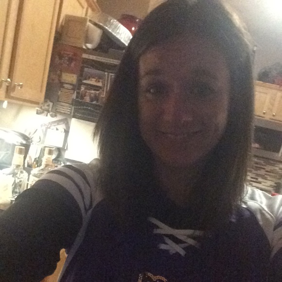 Profile Picture of Stacy Maliszewski (@dooley77) on Poshmark