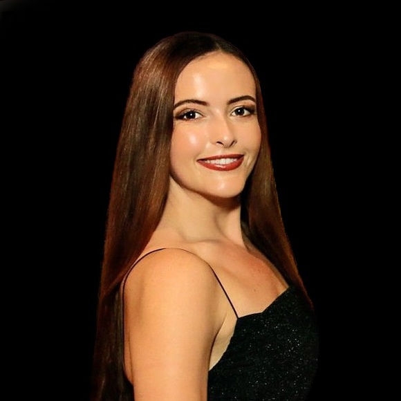 Profile Picture of Kiernan Szakos (@kiersza) on Poshmark