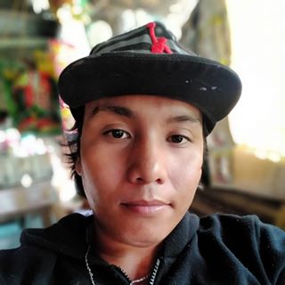 Profile Picture of Topher Monasterio (@vanphynx) on Facebook