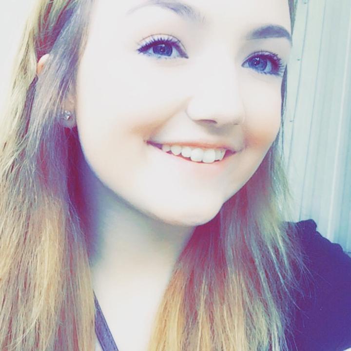 Profile Picture of Annie Drake (@@anniedrake) on Tiktok