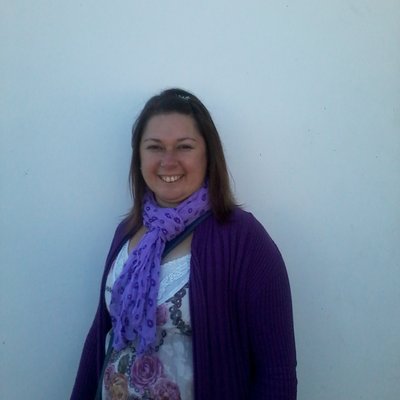 Profile Picture of Yolande Roberts (@YolandeRoberts6) on Twitter