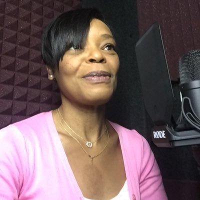 Profile Picture of Lisa Renee Pitts (@LisaReneePitts) on Twitter