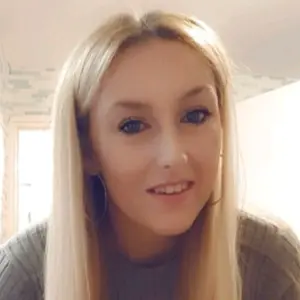 Hayley kinsella - Tiktok Profile Picture of Hayley kinsella (@hayleykinsella93) on Tiktok