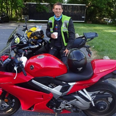 Profile Picture of Carlos Vasquez (@carlosvasquez) on Twitter