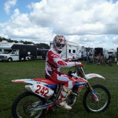 Profile Picture of Ryan Schell (@242hound) on Twitter