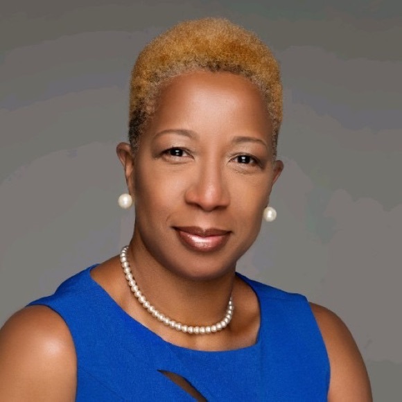 Profile Picture of Inger Neal (@official_inger) on Poshmark